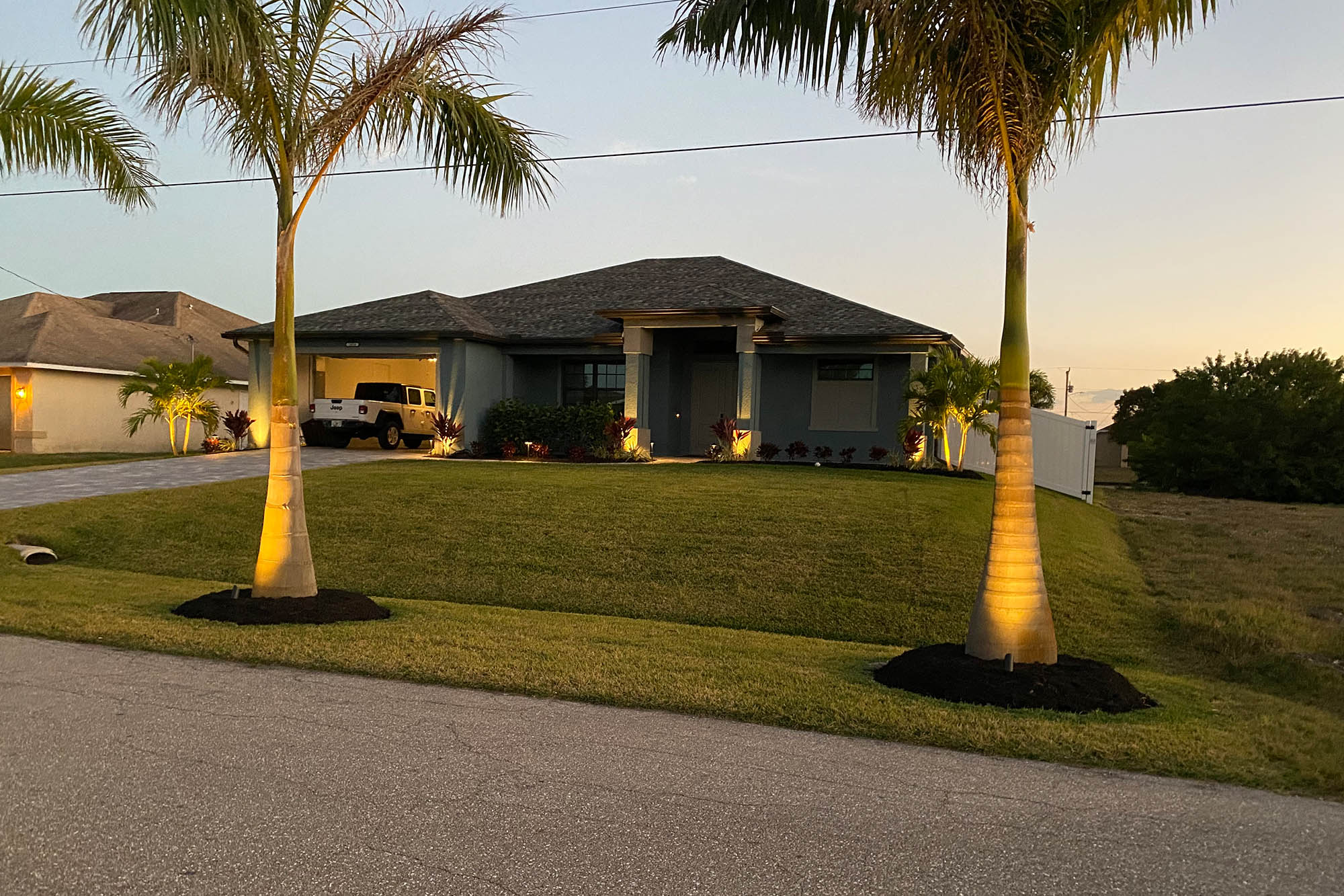 cape coral landscape lighting